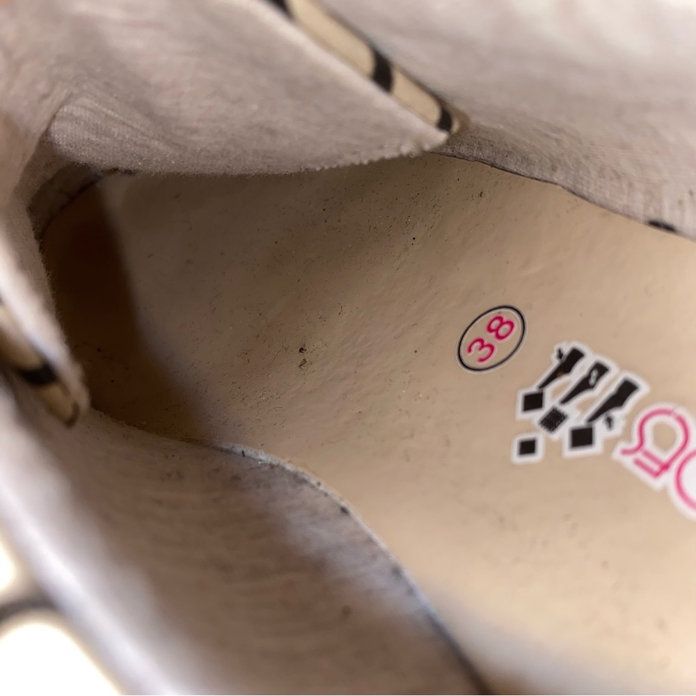 DOGO Women's Oxford Flat Shoes Tennis Dalmatian dog Disney, size 38, size 7. - Picture 8 of 13